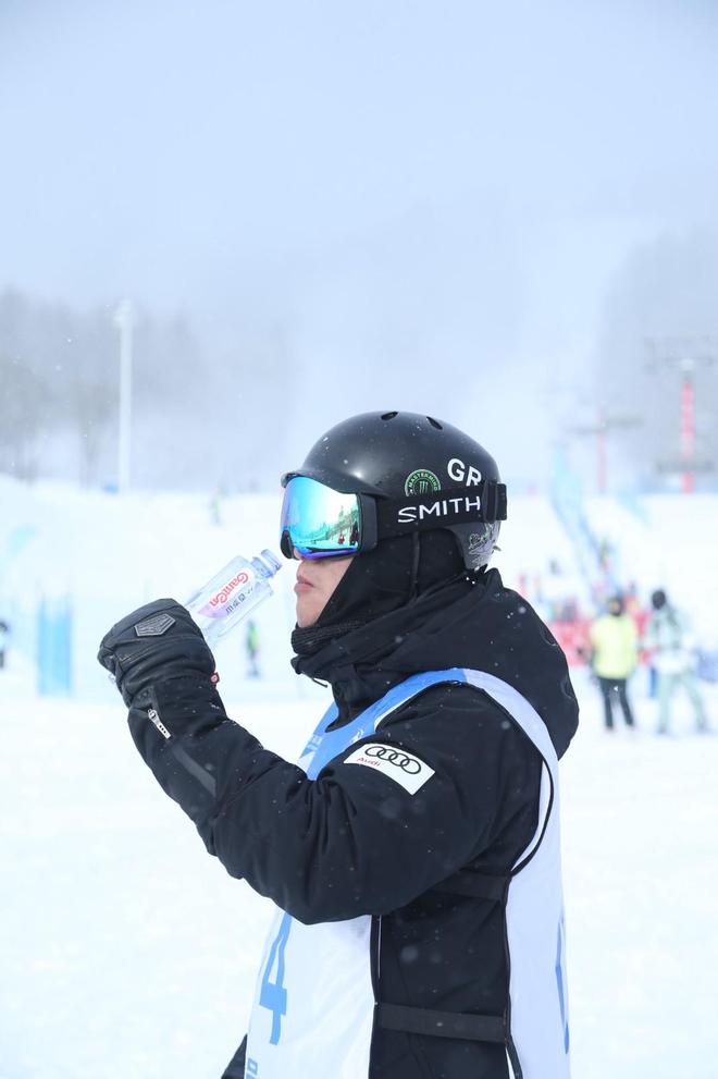 赞助吉林国际高山单板滑雪挑战赛百岁山撬动冰雪营销杠杆(图3)