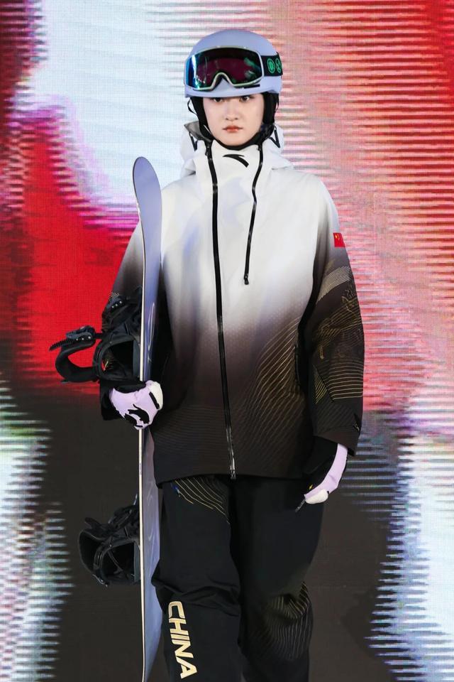 安踏放大招完美体育网站了(图4)