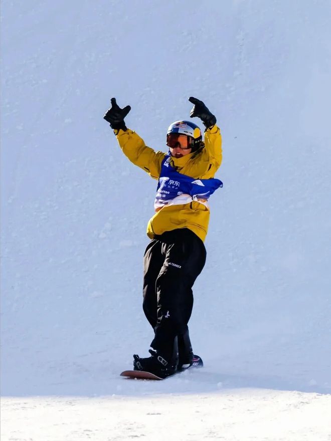 完美体育苏翊鸣夺冠想滑雪的心早已按耐不住了(图21)