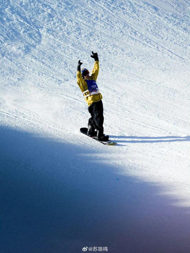 完美体育苏翊鸣夺冠想滑雪的心早已按耐不住了(图27)