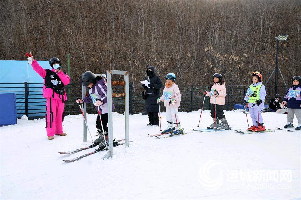 又到“冰雪季”再燃消费热(图1)