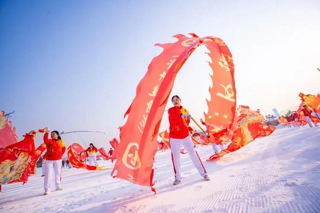 冰雪版“速度与激情”临沂市这场冬季全民健身运动会真精彩(图1)