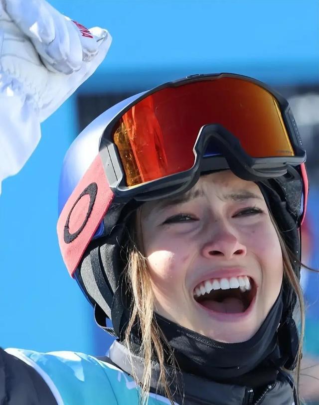 央媒称呼变更对比谷爱凌身份认知颠覆(图6)