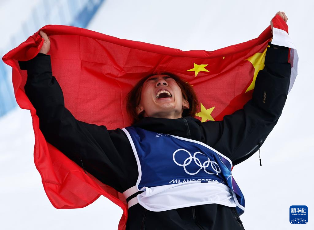 冬奥会｜单板滑雪——男子坡面障碍技巧决赛：苏翊鸣夺冠(图12)