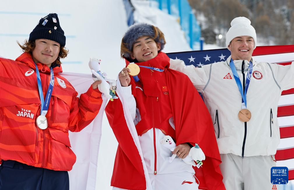 冬奥会｜单板滑雪——男子坡面障碍技巧决赛：苏翊鸣夺冠(图17)