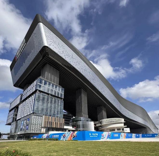 “全球最大滑雪场”头衔易主·深圳“冰雪巨鲸”正式入海(图7)