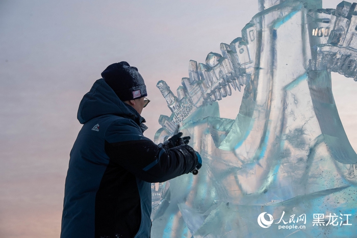完美体育网站龙江新观察｜冰雪产业链的“匠心密码”(图1)